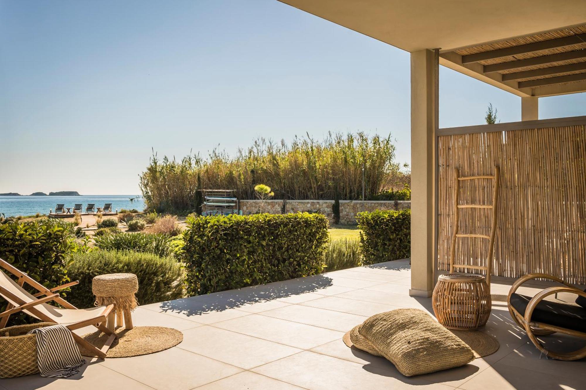 Grand Blue Beach Residences Lixouri Exterior photo